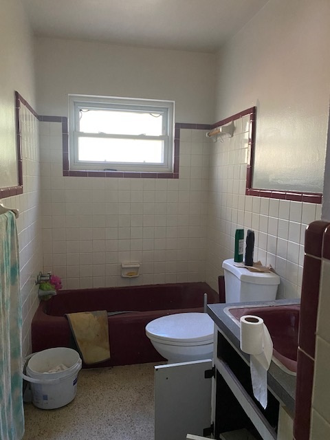 Bathroom Fix and flip Saint Petersburg FL Photo of Bedroom 1