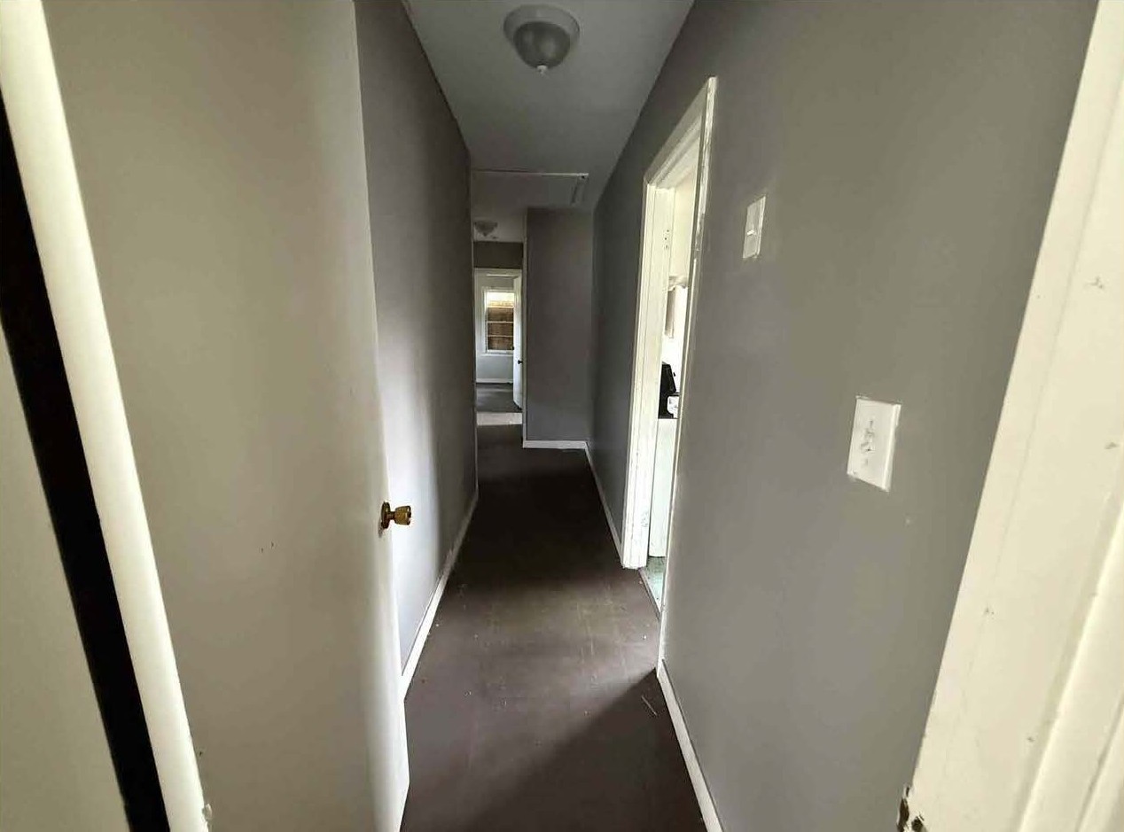 Hallway Fix and Flip Orange TX Hallway Fix and Flip Orange TX