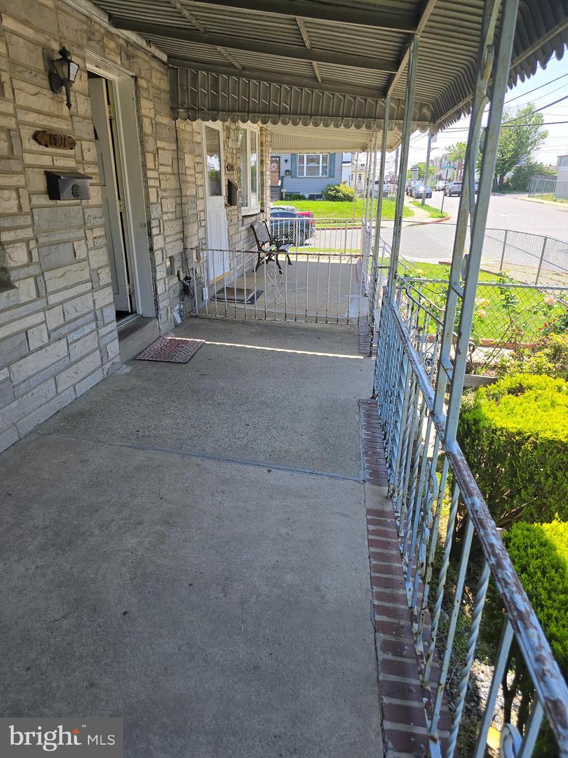 Exterior Porch DSCR- Linwood PA Photo of Exterior Porch
