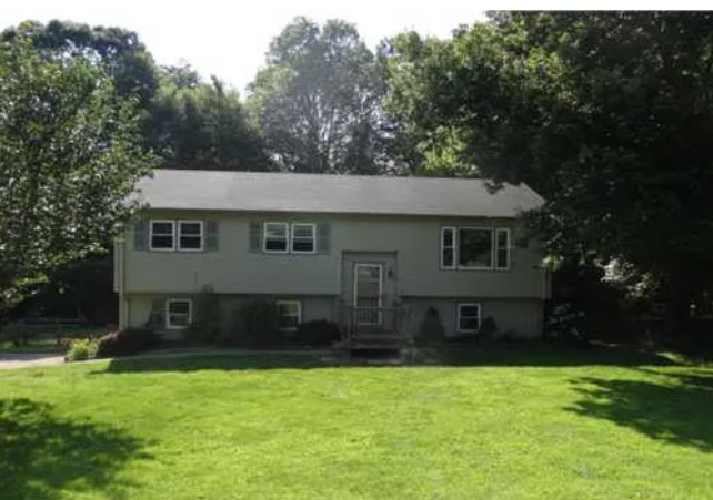 Exterior Front Fix and flip Loan Stonington CT