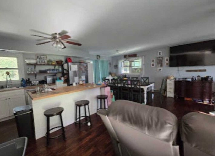 Living Room Fix and flip loan Stonington, CT