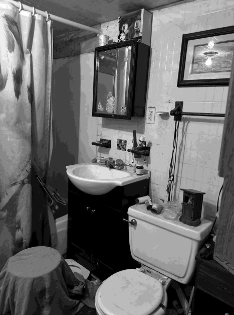 Bathroom- Fix and flip Nampa, ID