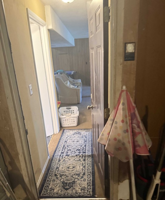 Hallway Fix and flip Loan Fairview Heights, IL