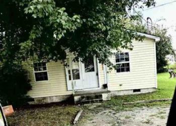 Exterior Front Fix and flip loan Enfield, NC