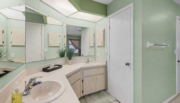 Bathroom DSCR Bokeelia, FL