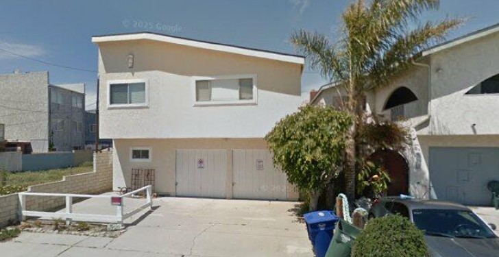 Exterior Front 2- Oxnard CA- DSCR