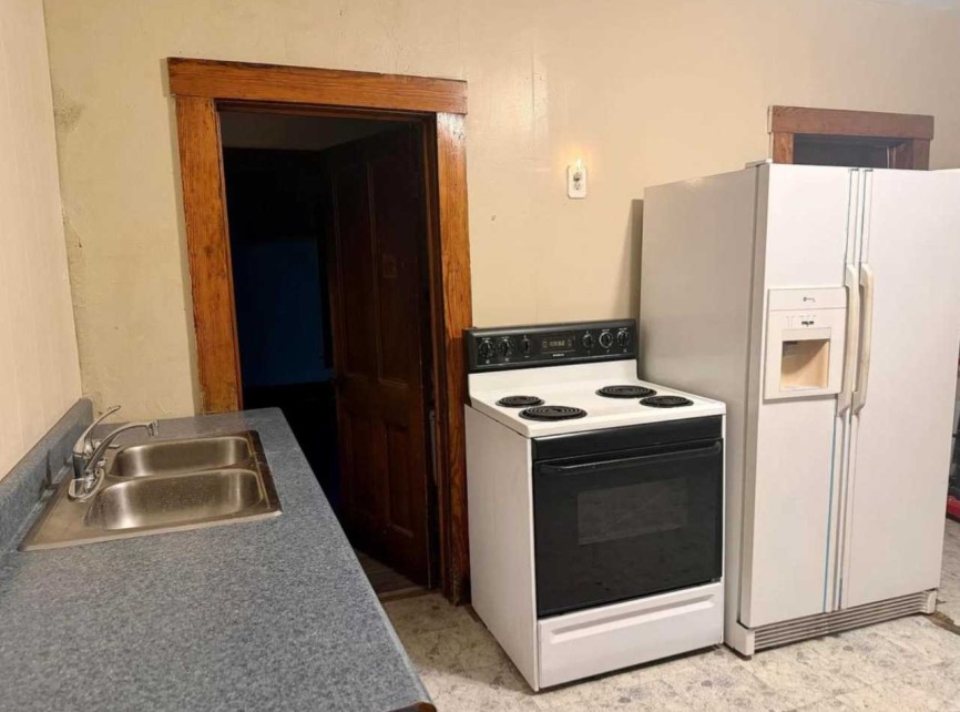 Kitchen- Fix and flip- Delphi, IN