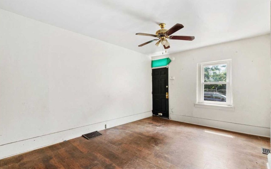 Living Room- Fix and flip - Philadelphia, PA