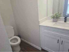 Bathroom- DSCR Loan- Lumberton, TX