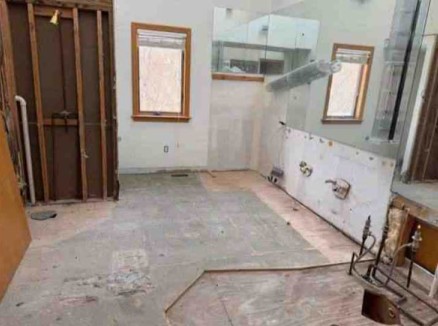 Bathroom - Powell, OH - Fix and Flip