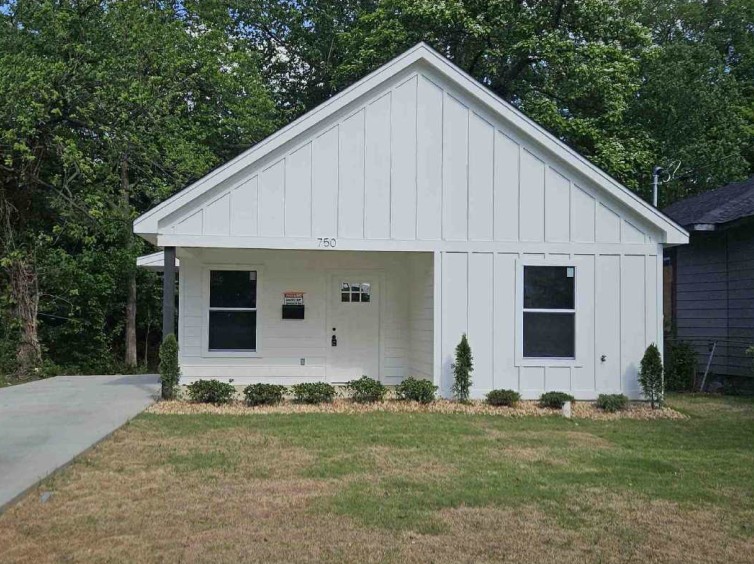 Exterior Front - DSCR - Memphis TN