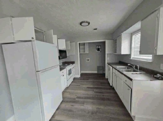 Kitchen - DSCR- Magee, MS