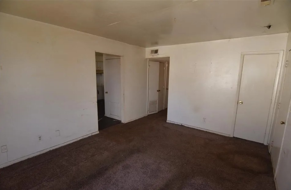 Living Room - DSCR- Winston Salem, NC