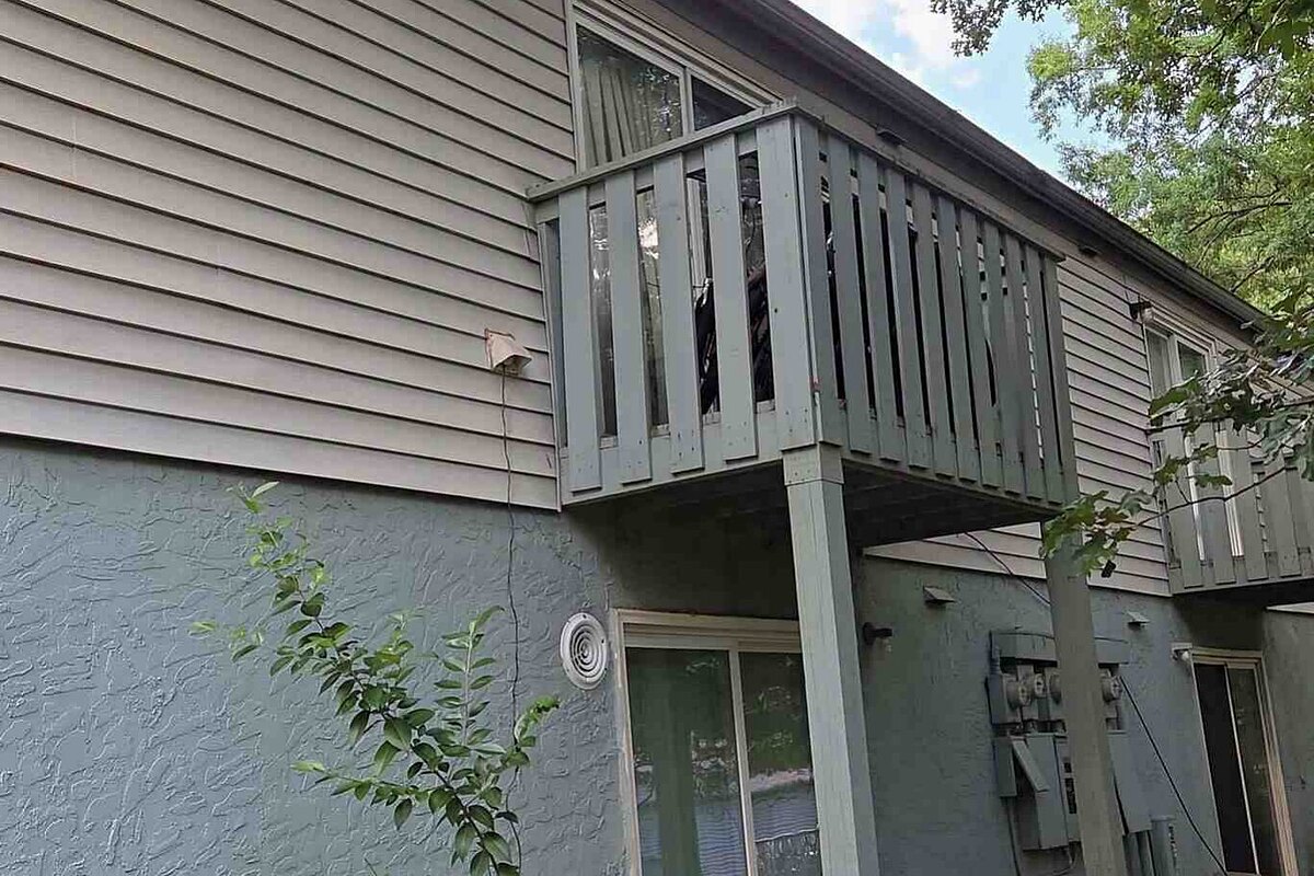 Charlotte dscr loan — subject property photo 1