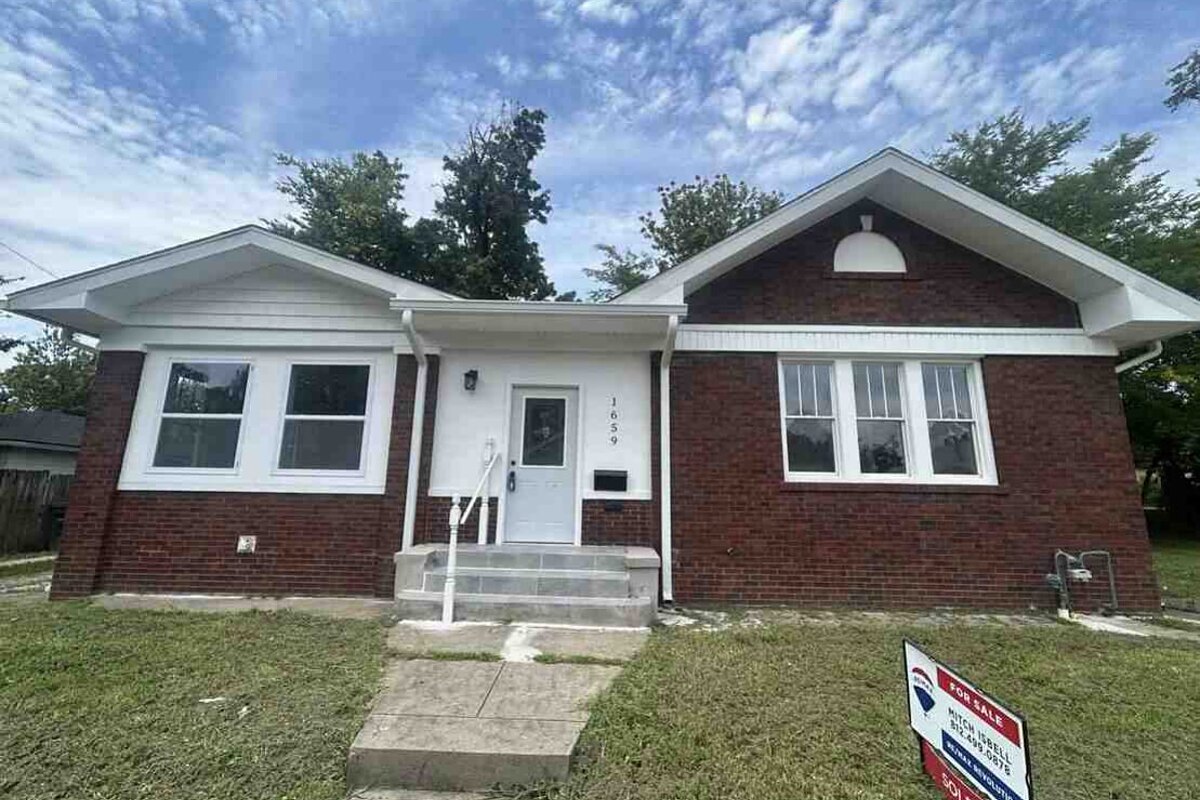 Evansville dscr loan — subject property photo 1