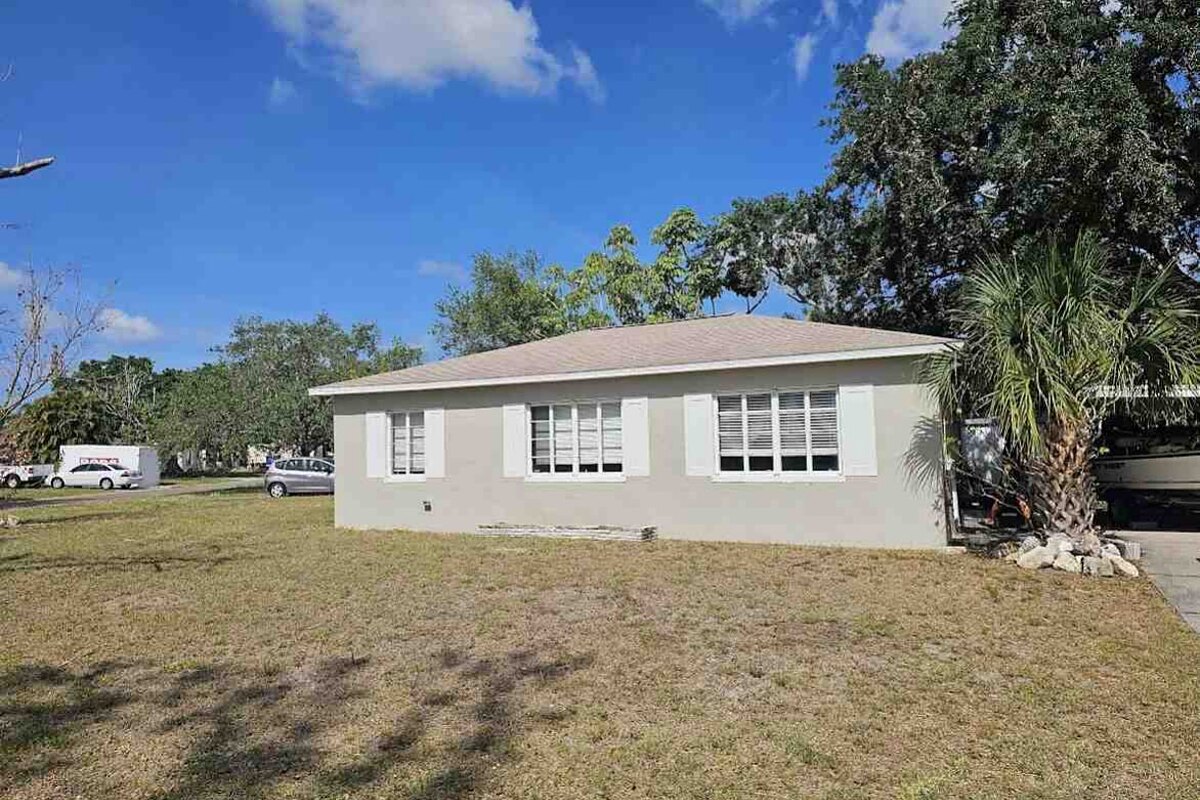 Saint Petersburg dscr loan — subject property photo 3
