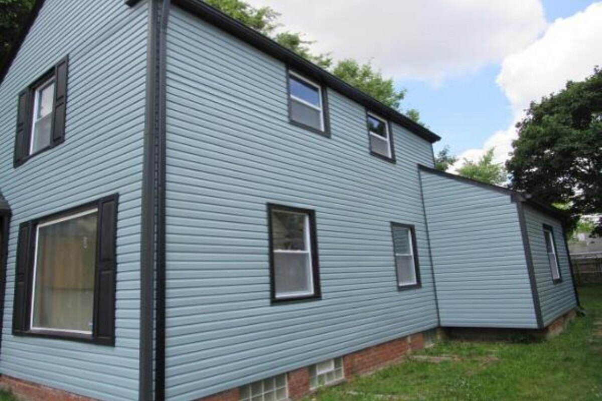 Cleveland fix and flip loan — subject property photo 1
