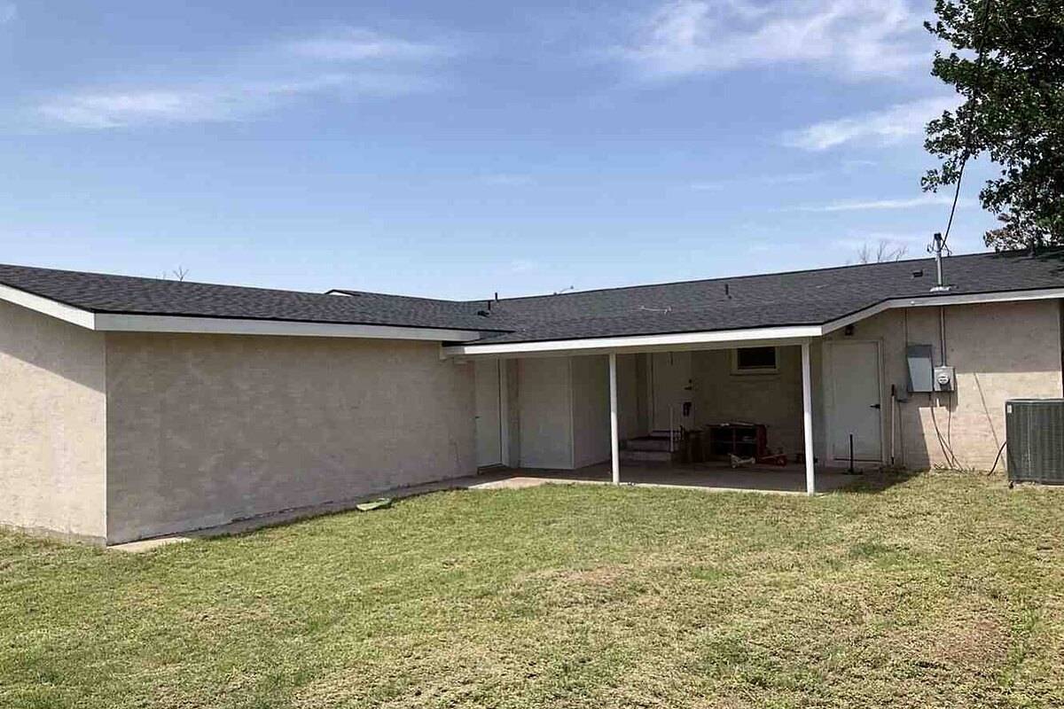 Vernon dscr loan — subject property photo 3