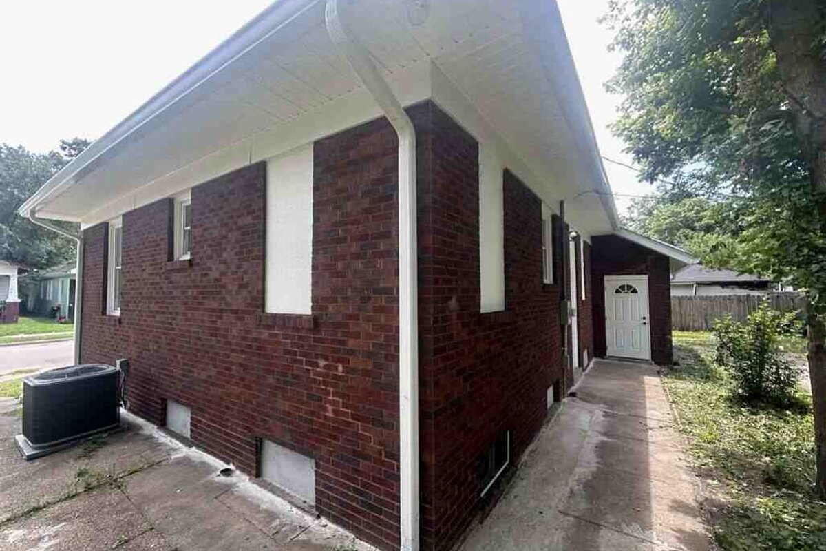 Evansville dscr loan — subject property photo 9