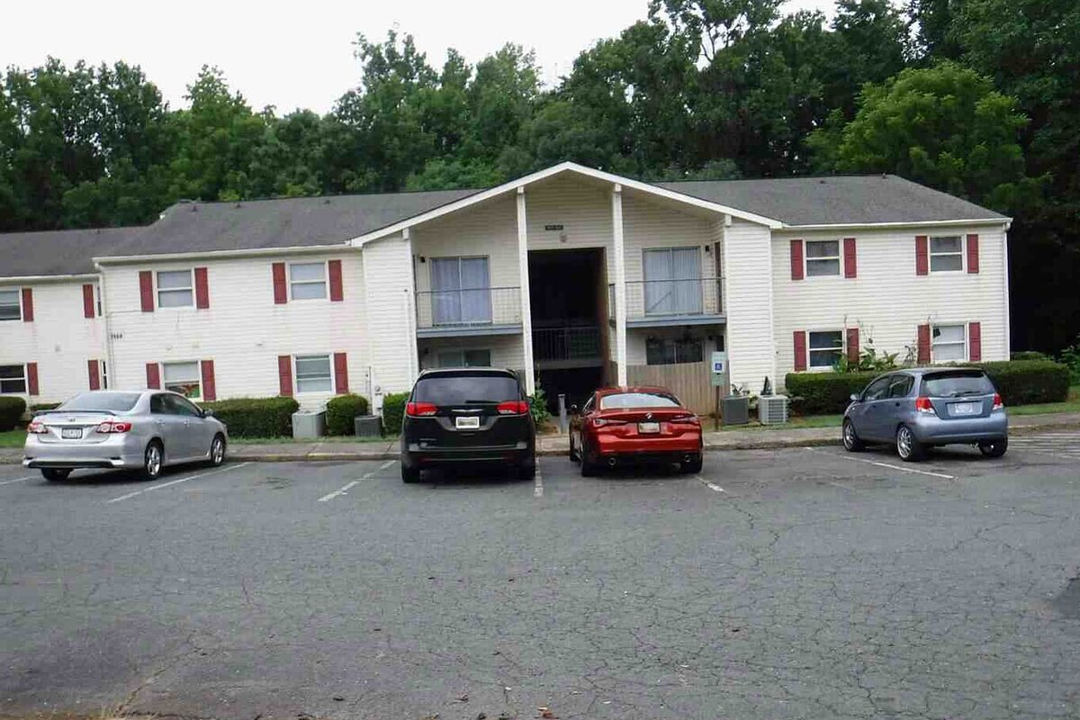 Charlotte dscr loan — subject property photo 3