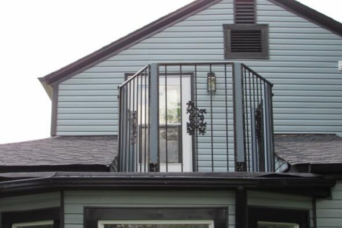 Cleveland fix and flip loan — subject property photo 4