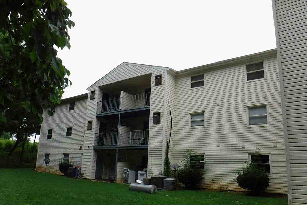 Charlotte dscr loan — subject property photo 1