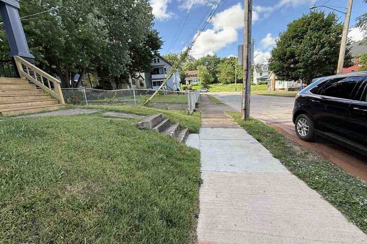 Cleveland dscr loan — subject property photo 3