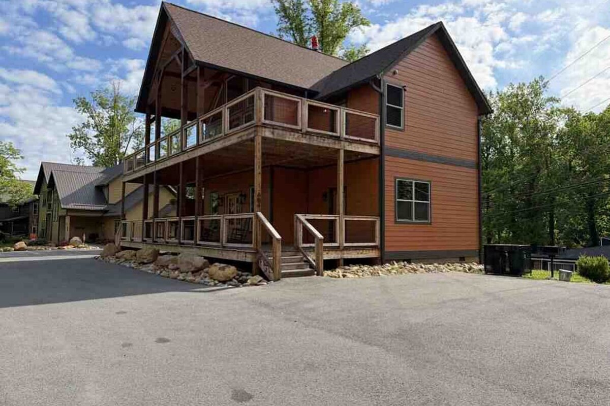 Gatlinburg dscr loan — subject property photo 3