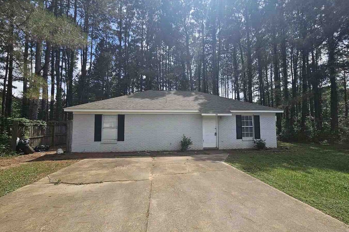 Magee dscr loan — subject property photo 4