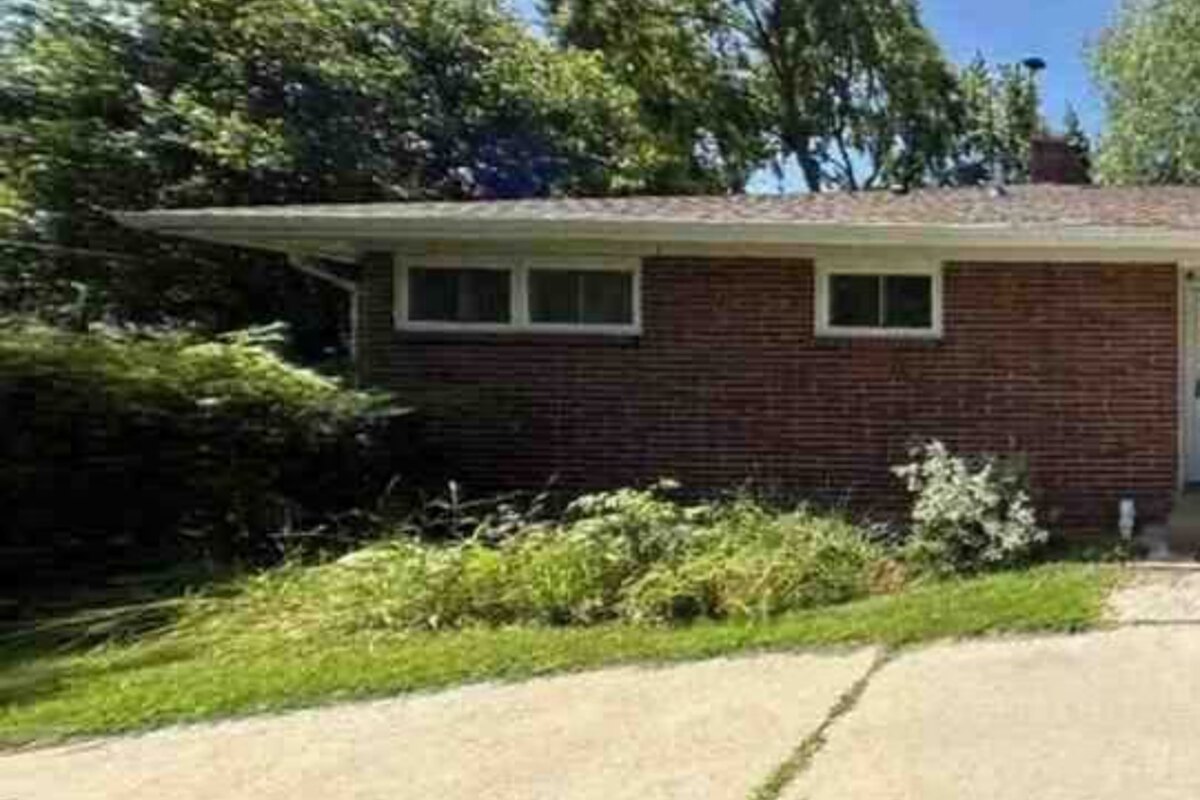 Lansing dscr loan — subject property photo 1