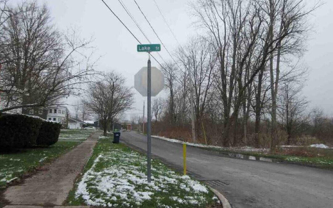 Oneida dscr loan — subject property photo 1
