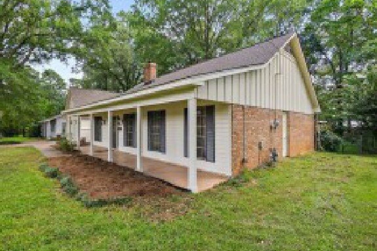 Jackson fix and flip loan — subject property photo 5