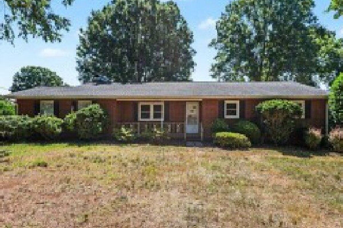Asheboro fix and flip loan — subject property photo 5