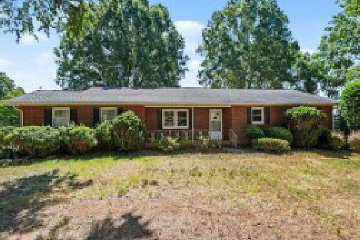 Asheboro fix and flip loan — subject property photo 2