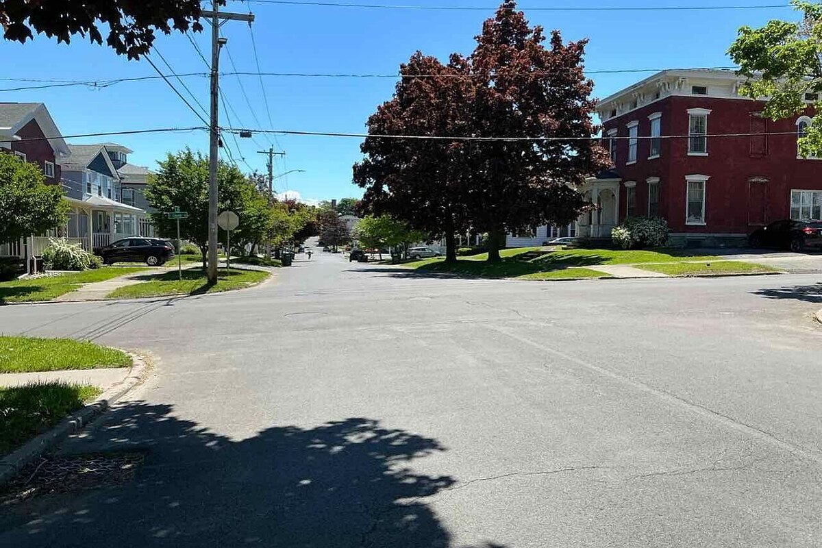 Oswego dscr loan — subject property photo 2