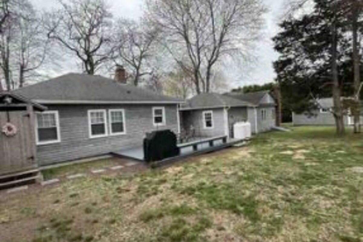 Narragansett dscr loan — subject property photo 1