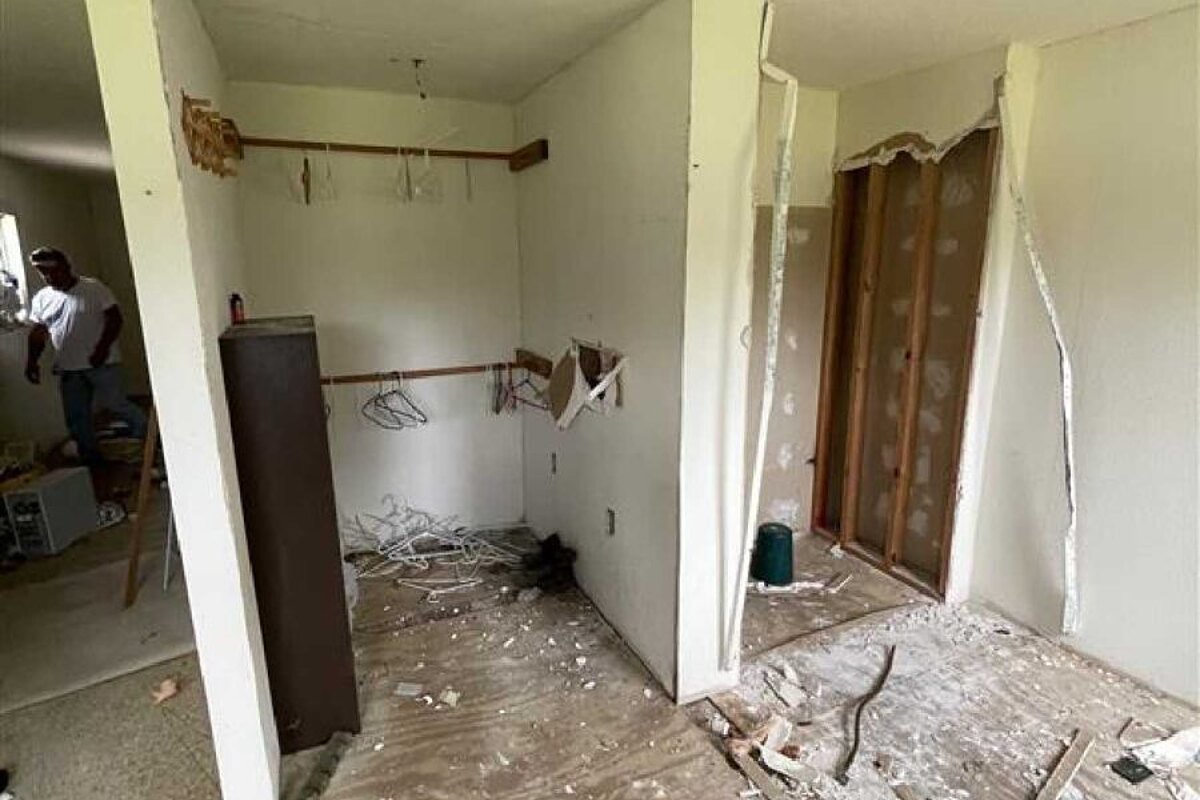 Vidor fix and flip loan — subject property photo 1