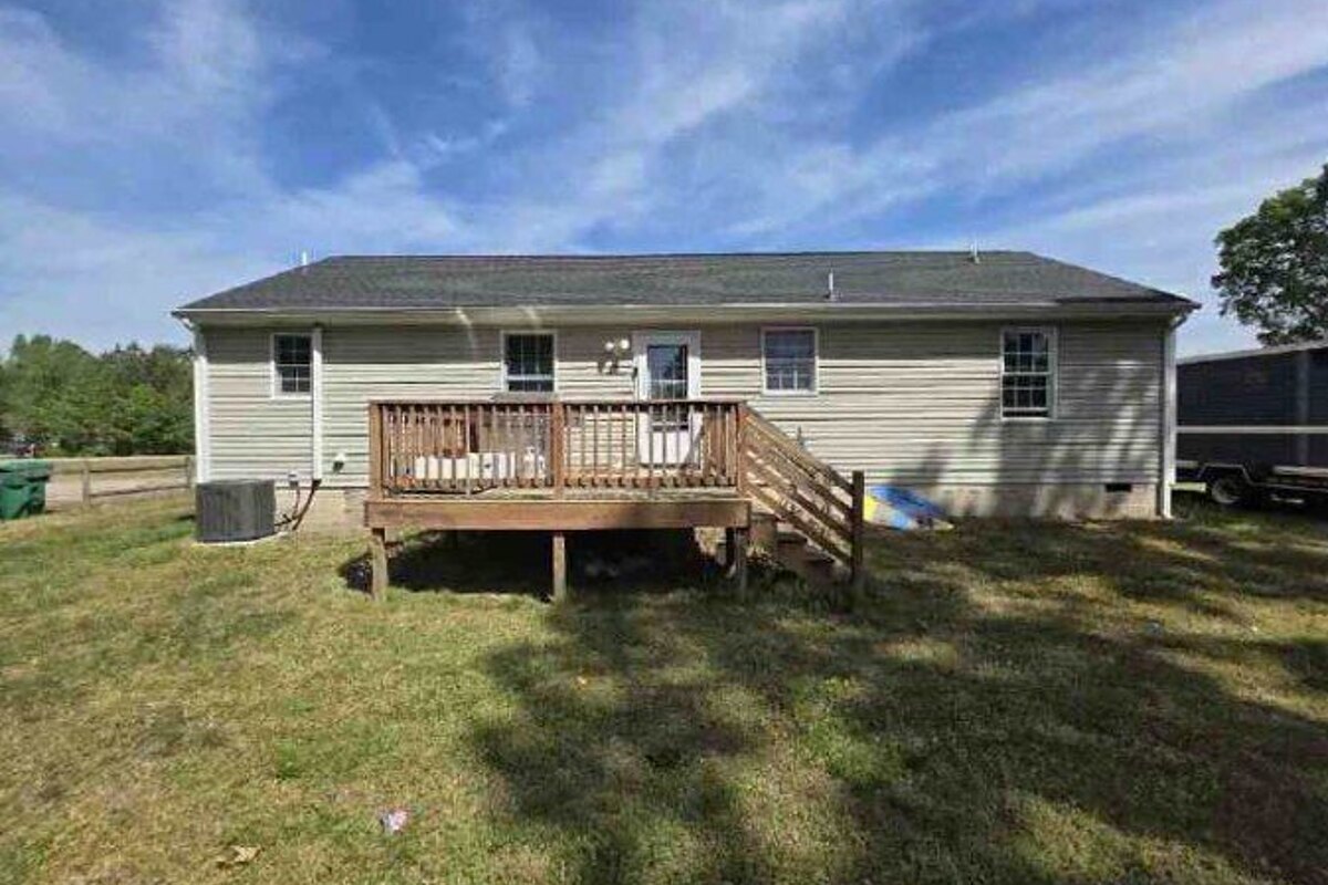 Petersburg dscr loan — subject property photo 1