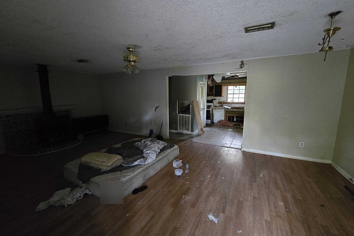 Madisonville fix and flip loan — subject property photo 3