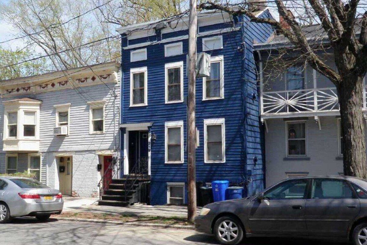 Albany dscr loan — subject property photo 3