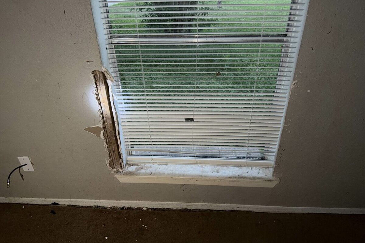 Spring fix and flip loan — subject property photo 9