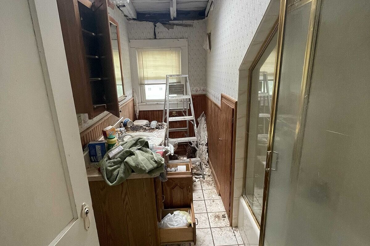 Goshen fix and flip loan — subject property photo 5