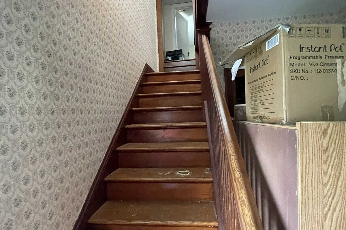 Goshen fix and flip loan — subject property photo 2