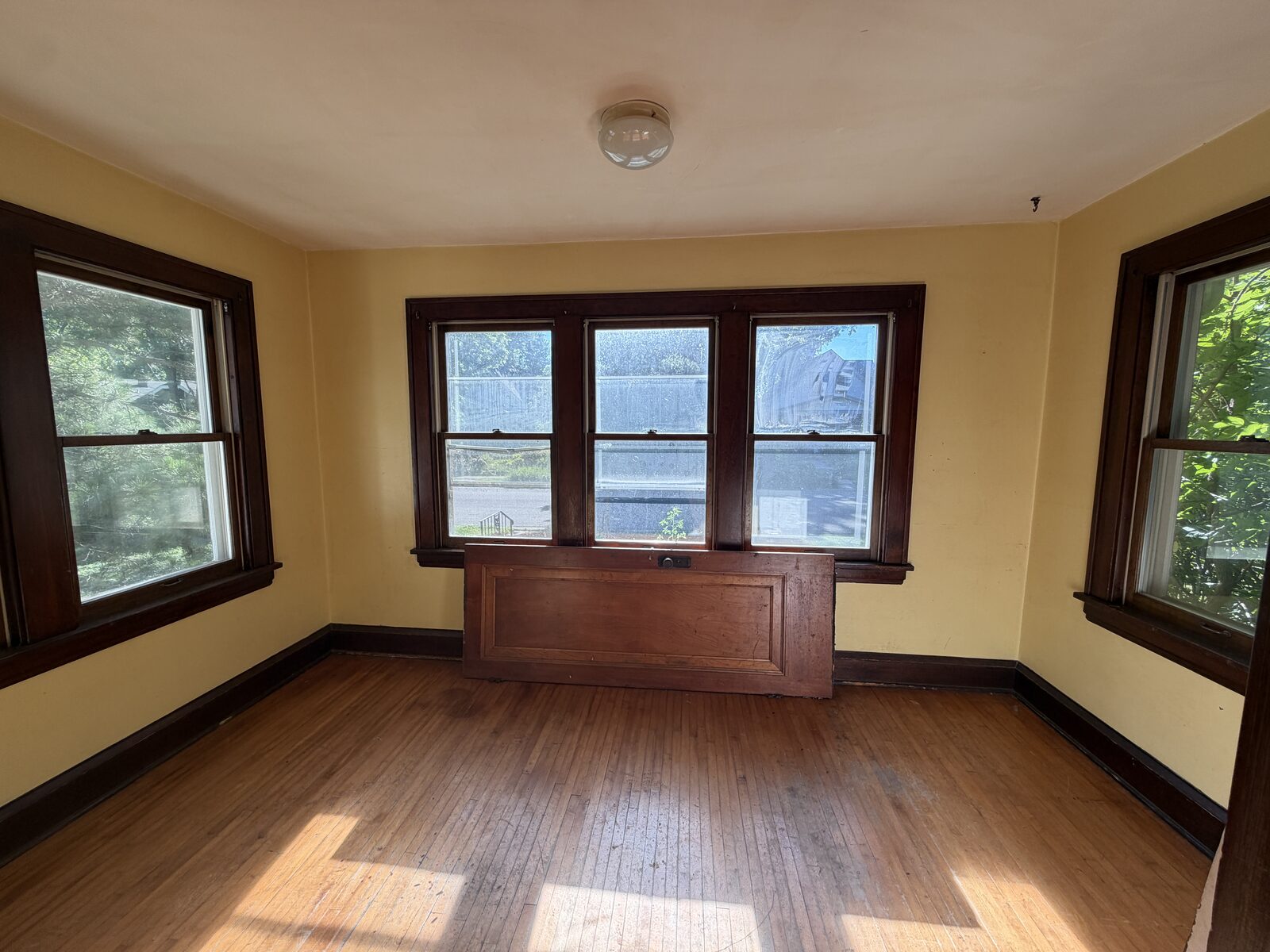 Minneapolis fix and flip loan — subject property photo 2