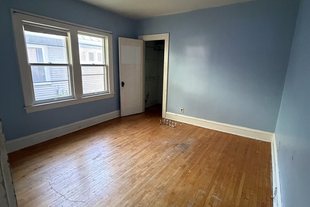 Minneapolis fix and flip loan — subject property photo 6