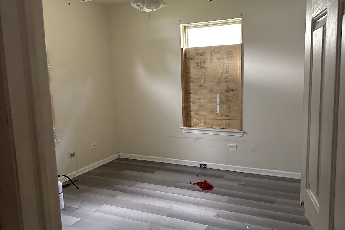 Waukegan fix and flip loan — subject property photo 4