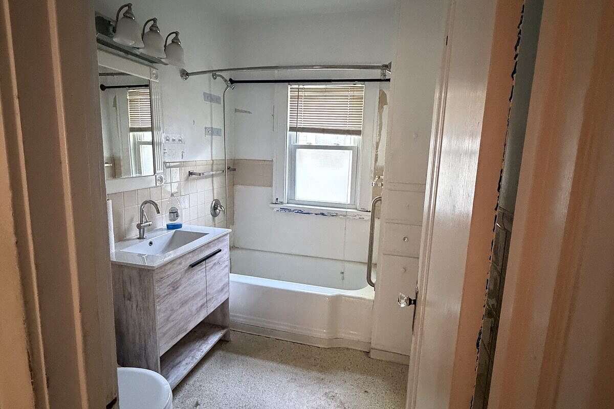 Minneapolis fix and flip loan — subject property photo 8