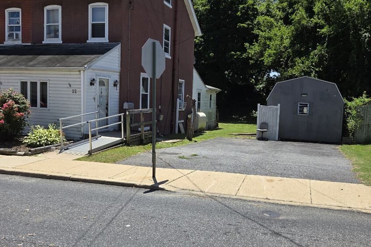Brookhaven fix and flip loan — subject property photo 4