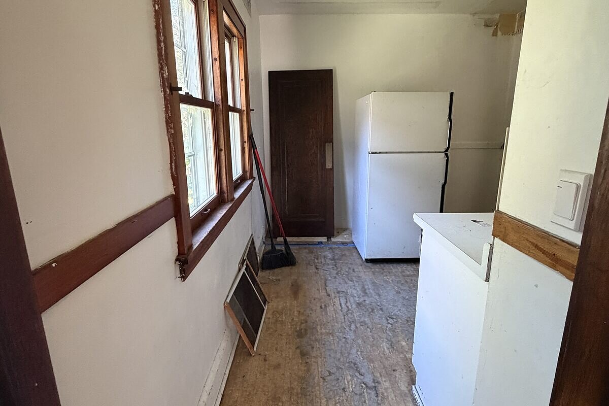 Minneapolis fix and flip loan — subject property photo 3