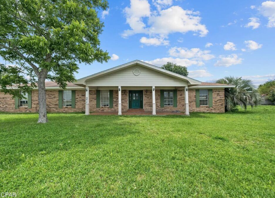 Panama City fix and flip loan — subject property photo 1